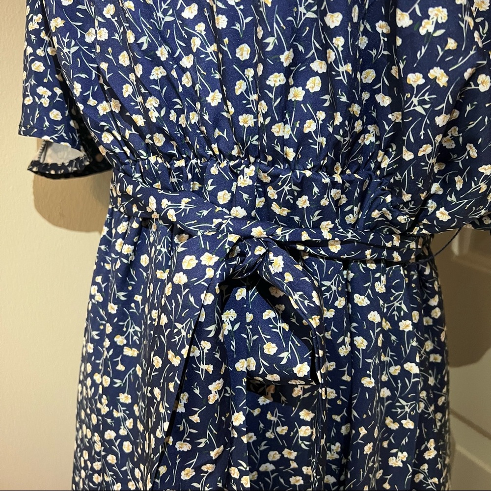 SHEIN | Floral flouncy sleeve dress - Picture 5 of 13